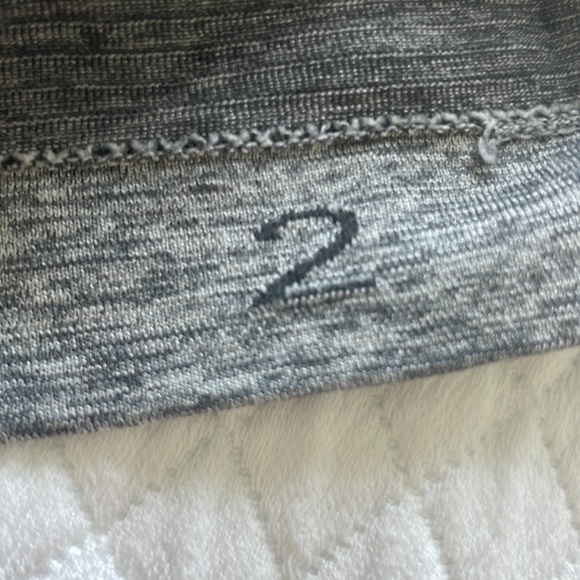 Swiftly Tech Long-Sleeve Shirt 2.0 in Slate/White - Picture 4 of 5